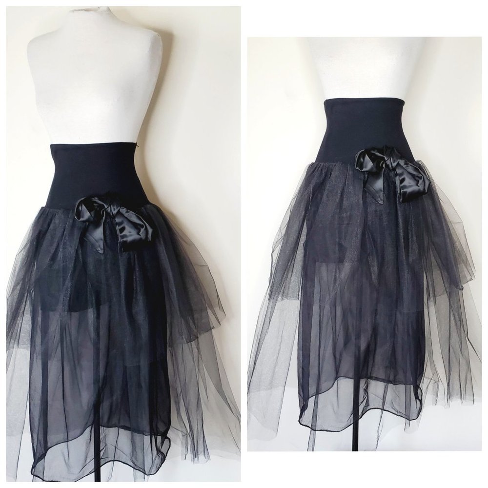 VINTAGE RECTANGLE BLANC PARIS Black Tulle Skirt - Picture 1 of 15